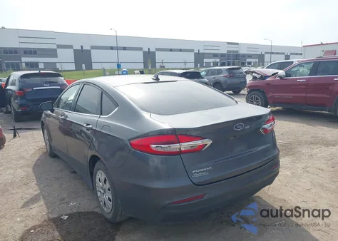 2020 Ford Fusion S из США, поврежденный, VIN 3FA6P0G76LR135602